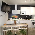 Centro Y Playa Апартаменти *